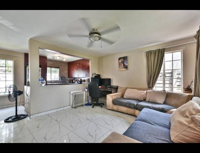 2 BEDROOM CLUSTER FOR SALE IN RANDPARK RIDGE